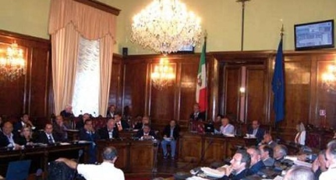 Consiglio Provinciale: si è insediato Gaspare Canzoneri, prende il posto di Pellerito