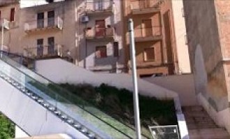 Salemi: collaudate le scale mobili nel centro storico