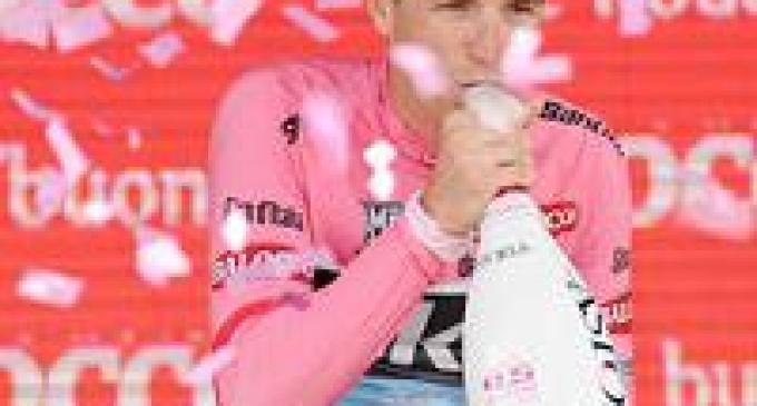 Giro d’Italia: Menfi orgogliosa del concittadino Puccio, nuova Maglia Rosa