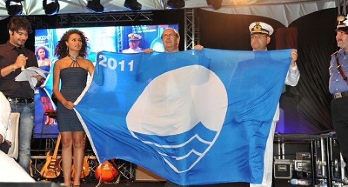 Mare, assegnata la 17ma Bandiera Blu per Menfi, unica località in Sicilia a detenere il record
