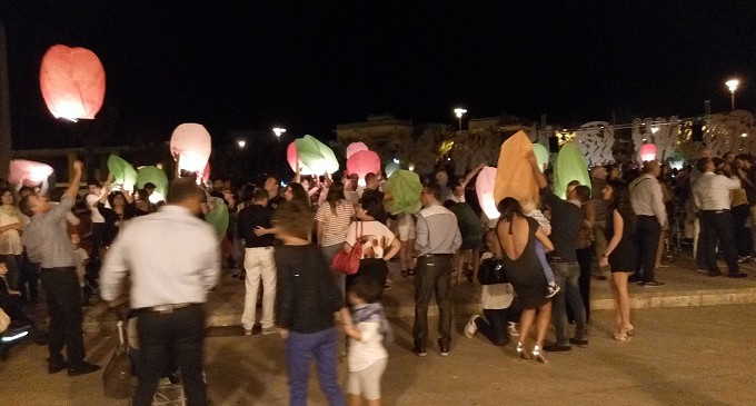 [FOTO-VIDEO] Gibellina, festa di San Rocco: “Prisenti 2015”, “Jumpin’Up” e “lancio delle lanterne volanti”