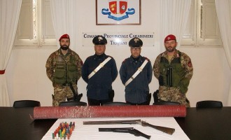 Trapani: armi rinvenute in un casolare abbandonato, i Carabinieri indagano