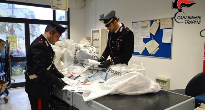 Mazara: da un anno non consegnava la posta, denunciato dipendente di Poste Italiane
