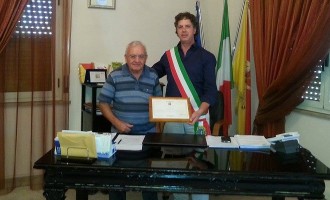 La solidarietà del sindaco Castiglione a don Tonino Aguanno, parroco di Vita
