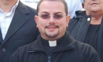Vito Caradonna non è più un prete. A deciderlo la Santa Sede