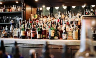 Partanna, vietata la vendita e la somministrazione di alcolici per due sabati