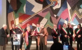 Gibellina dedica la Sala Agorà a Sciascia: Applausi e commozione alla cerimonia